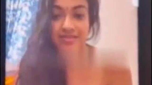 Shruthi Narayanan viral video nude phone call with boyfriend